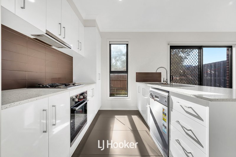 Photo - 4/33. New Street, Dandenong VIC 3175 - Image 4