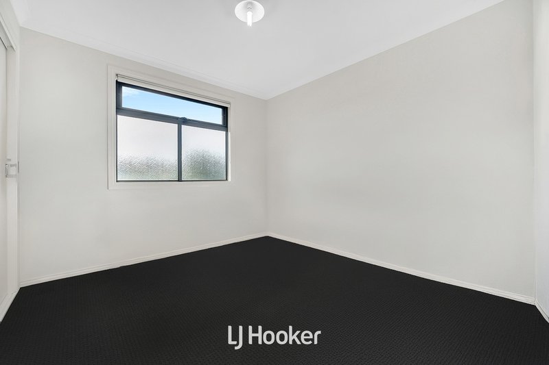 Photo - 4/33 New Street, Dandenong VIC 3175 - Image 7