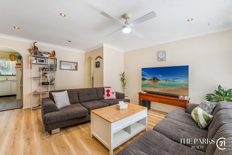 Photo - 4/34-36 Ainsworth Crescent, Wetherill Park NSW 2164 - Image 2