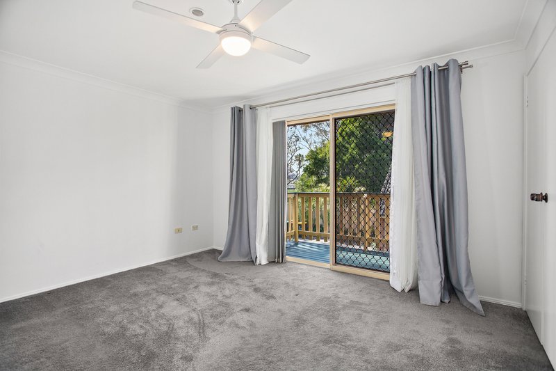 Photo - 4/34-36 Bateman Avenue, Albion Park Rail NSW 2527 - Image 4