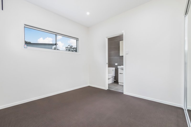 Photo - 4/34 Clausen Street, Mount Gravatt East QLD 4122 - Image 4