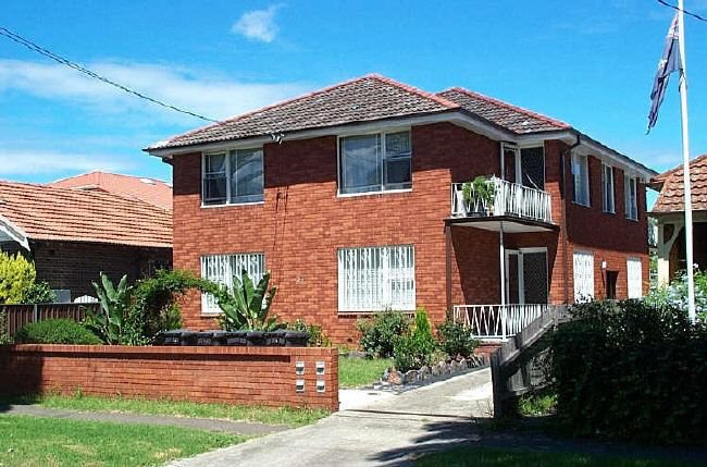 Photo - 4/34 Eighth Avenue, Campsie NSW 2194 - Image 1