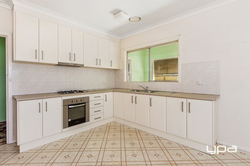 Photo - 434 Main Road West , St Albans VIC 3021 - Image 4