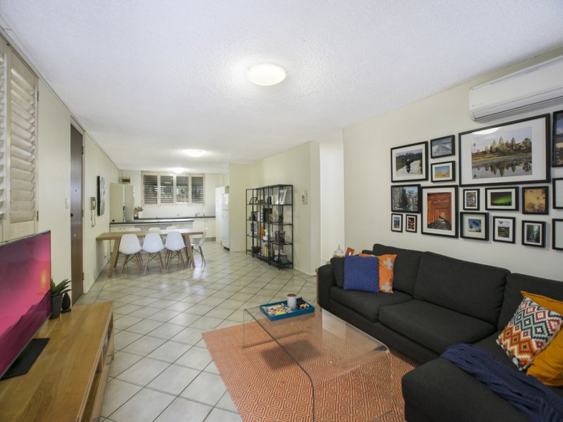 Photo - 4/34 Park Avenue, East Brisbane QLD 4169 - Image 2