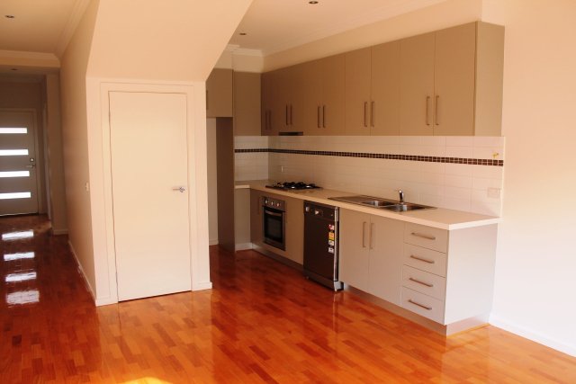 Photo - 4/34 Prospect Street, Glenroy VIC 3046 - Image 4