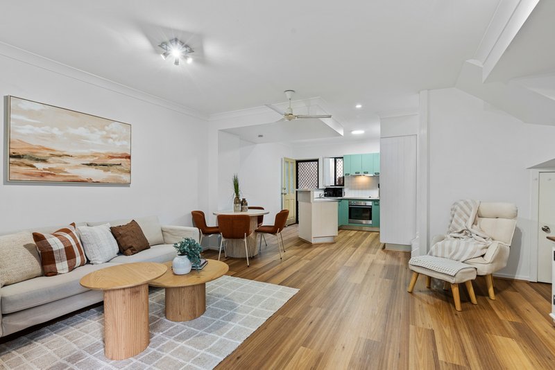 Photo - 4/34 Querrin Street, Yeronga QLD 4104 - Image 3
