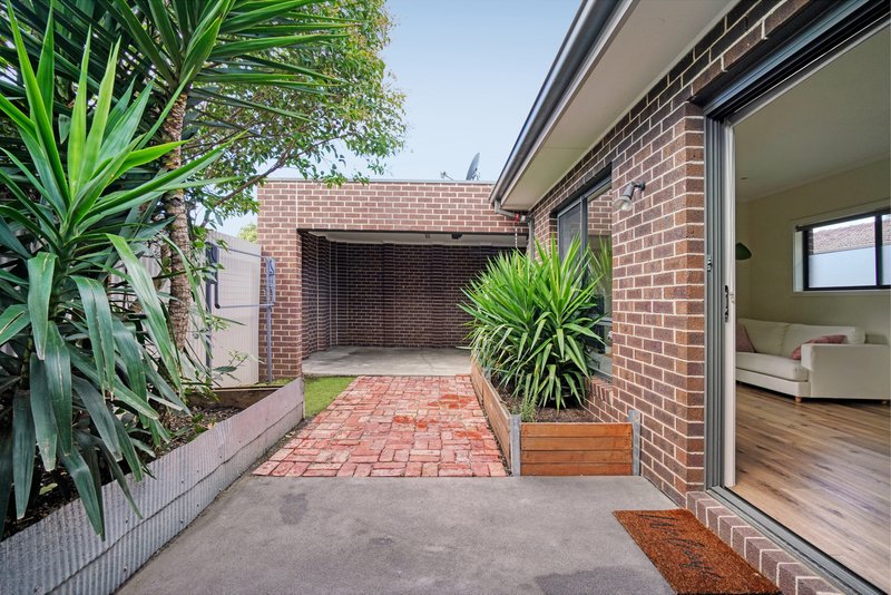 Photo - 4/34 Willoughby Street, Reservoir VIC 3073 - Image 7