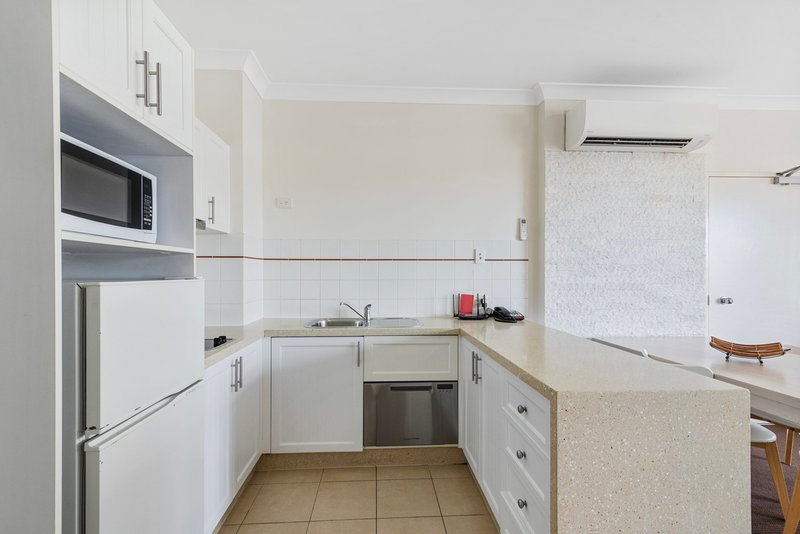 Photo - 434/99 Griffith Street, Coolangatta QLD 4225 - Image 8