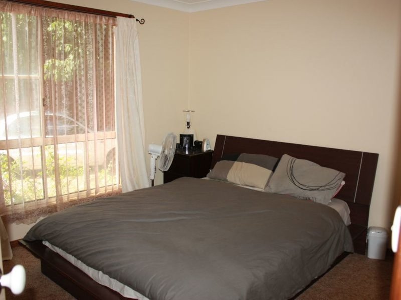 Photo - 4/35 Kenneally Street, Kooringal NSW 2650 - Image 4