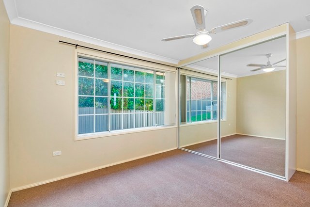 Photo - 4/35 Lawrence Street, Woonona NSW 2517 - Image 4