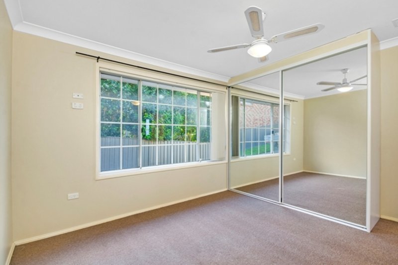 Photo - 4/35 Lawrence Street, Woonona NSW 2517 - Image 4