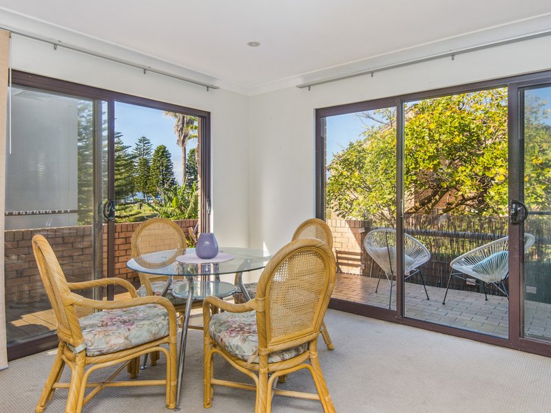 Photo - 4/35 Seabeach Avenue, Mona Vale NSW 2103 - Image 3