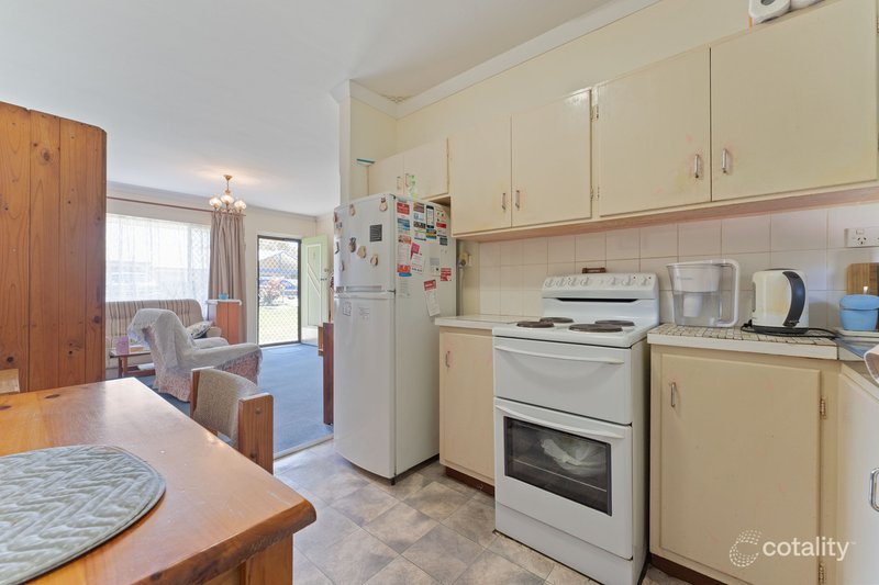 Photo - 4/35 Seaforth Road, Shoalwater WA 6169 - Image 5