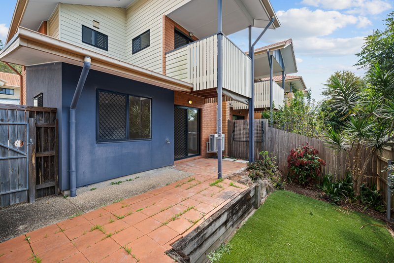 Photo - 4/35 Tenby Street, Upper Mount Gravatt QLD 4122 - Image 12