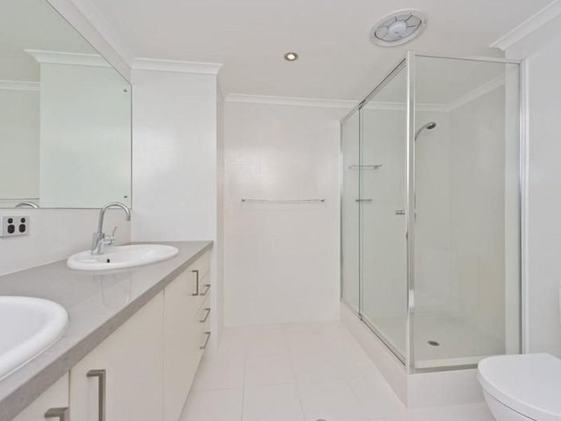 Photo - 4/35 Tully Road, East Perth WA 6004 - Image 6