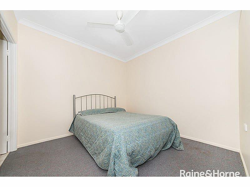 Photo - 43/53-57 Bergin Road, Cranbrook QLD 4814 - Image 4