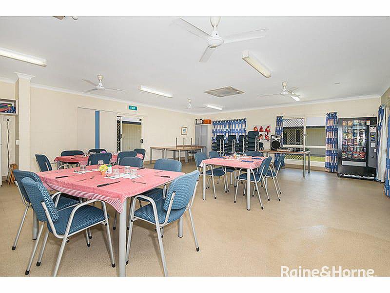 Photo - 43/53-57 Bergin Road, Cranbrook QLD 4814 - Image 6