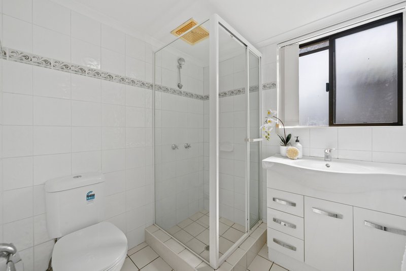 Photo - 4/354 Zillmere Road, Zillmere QLD 4034 - Image 2