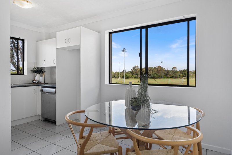 Photo - 4/354 Zillmere Road, Zillmere QLD 4034 - Image 6