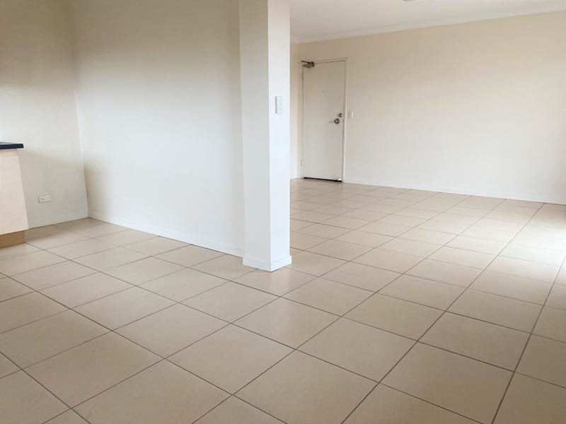 Photo - 4/355 Zillmere Road, Zillmere QLD 4034 - Image 5