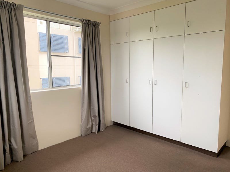 Photo - 4/355 Zillmere Road, Zillmere QLD 4034 - Image 9