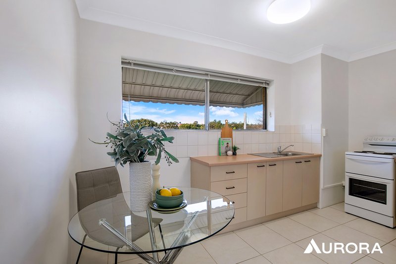 Photo - 4/36 Burke Street, Coorparoo QLD 4151 - Image 3