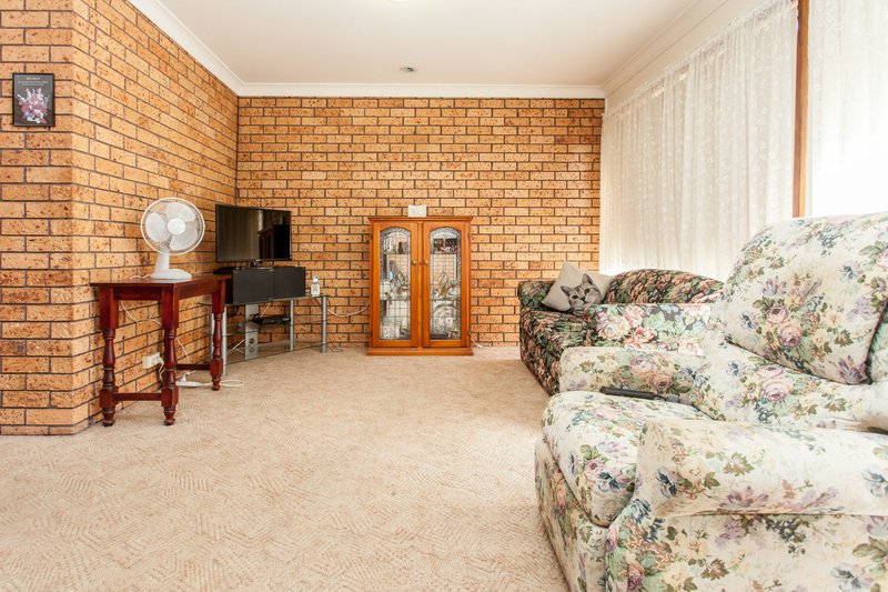 Photo - 4/36 Cumberland Street, Cessnock NSW 2325 - Image 3