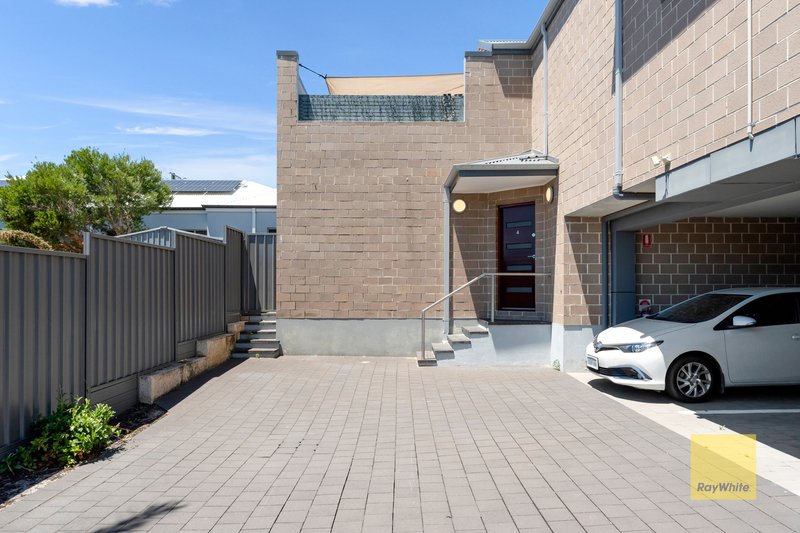 Photo - 4/36 Danbury Crescent, Girrawheen WA 6064 - Image 3