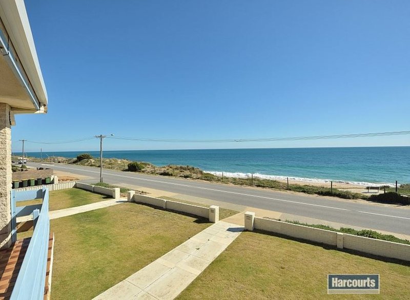 4/36A Halls Head Parade, Halls Head WA 6210