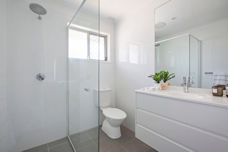 Photo - 4/37 Adams Street, Curl Curl NSW 2096 - Image 5