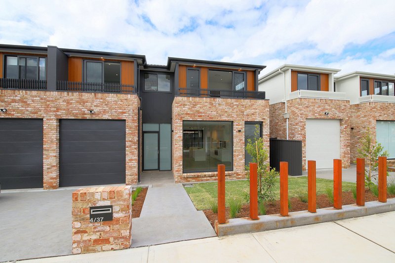 Photo - 4/37 Cardigan Road, Greenacre NSW 2190 - Image 1