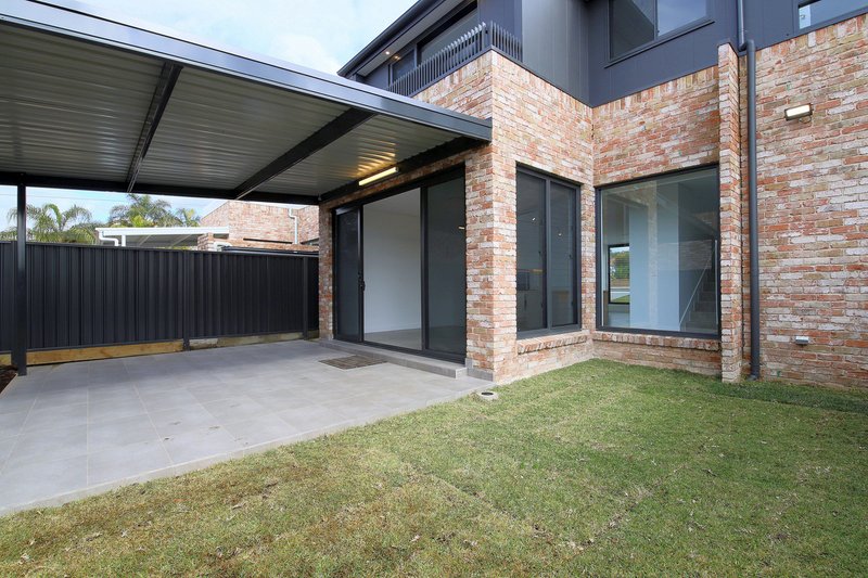 Photo - 4/37 Cardigan Road, Greenacre NSW 2190 - Image 7