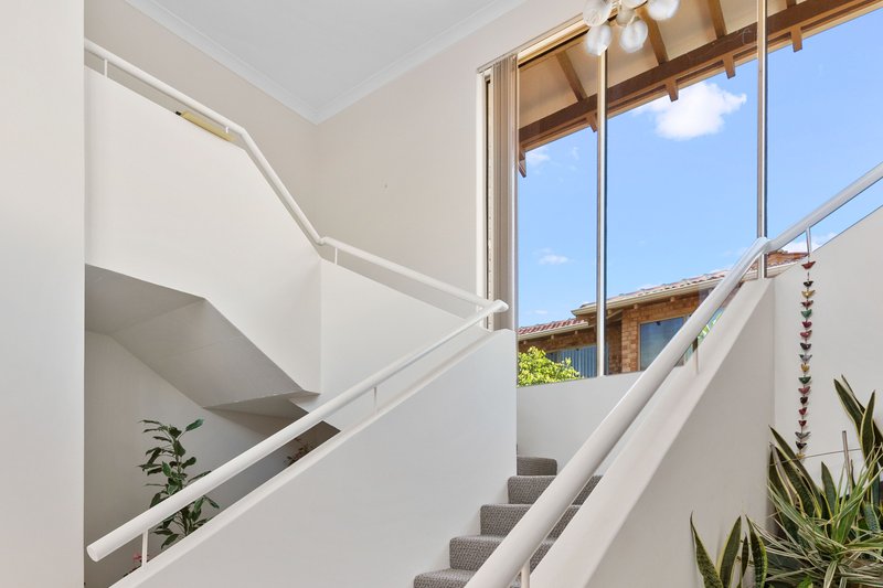 Photo - 43/7 Harman Road, Sorrento WA 6020 - Image 2