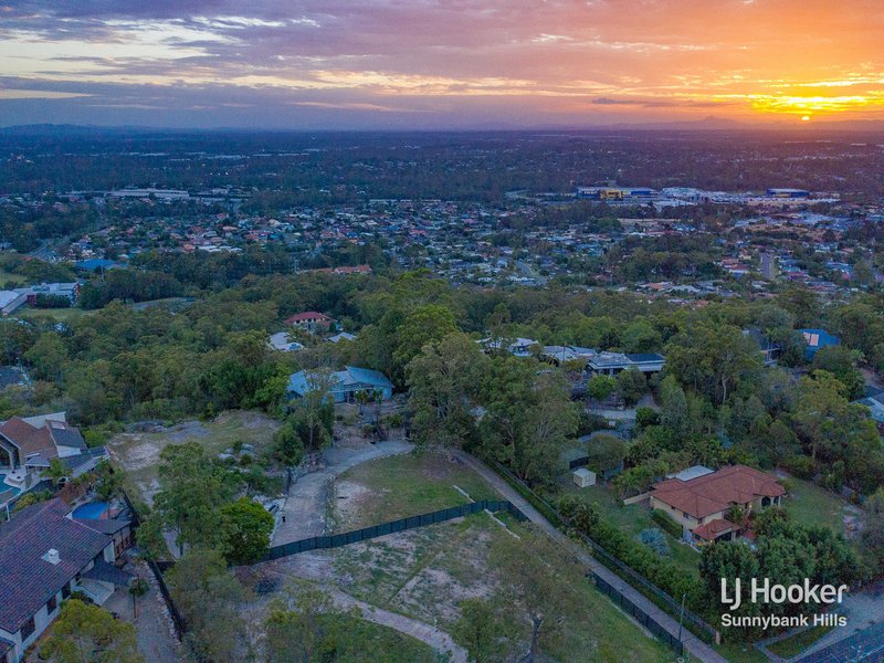 Photo - 437 Springwood Road, Daisy Hill QLD 4127 - Image 13