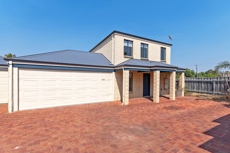 Photo - 4/37 Stradbroke Gardens, Ridgewood WA 6030 - Image 2