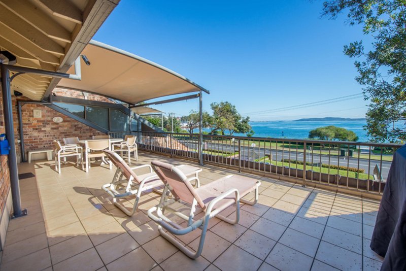 Photo - 4/37 Victoria Parade, Nelson Bay NSW 2315 - Image 6