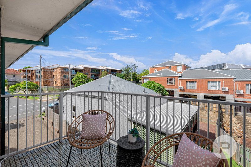 Photo - 4/379 Cornwall Street, Greenslopes QLD 4120 - Image 9