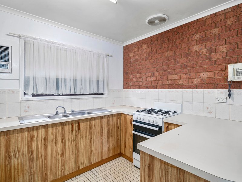 Photo - 4/37a Hannah Street, Benalla VIC 3672 - Image 2