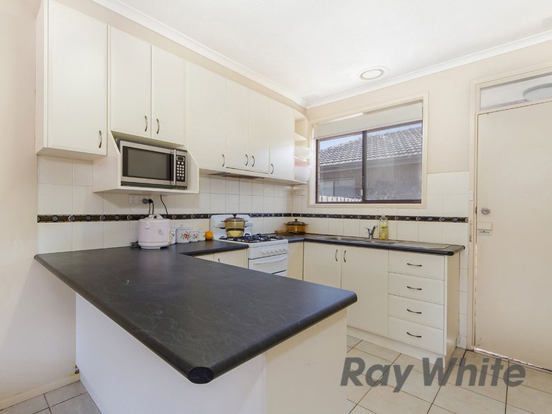 Photo - 4/37A West Esplanade, St Albans VIC 3021 - Image 4