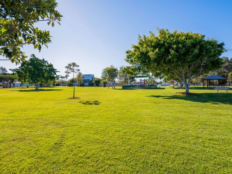 Photo - 4/38 Abalone Avenue, Paradise Point QLD 4216 - Image 6