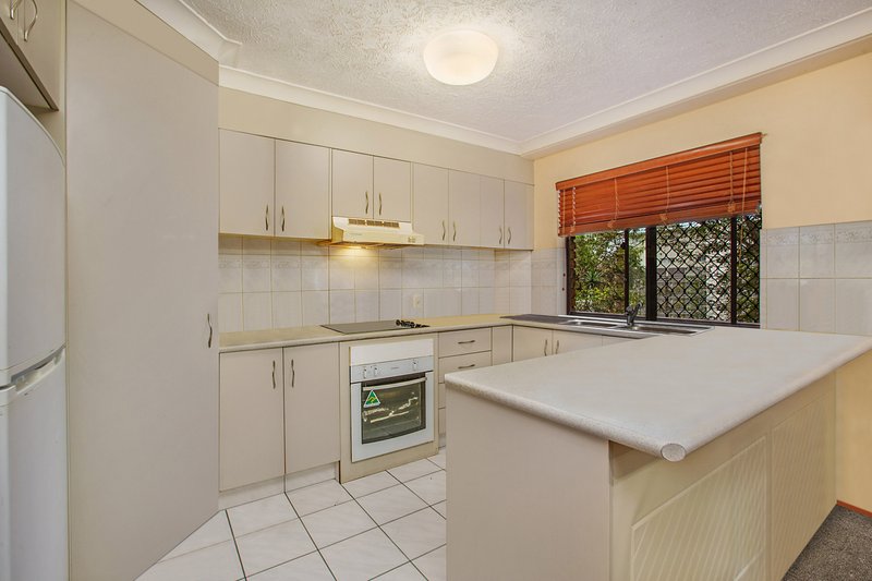 Photo - 4/38 Dry Dock Road, Tweed Heads South NSW 2486 - Image 2