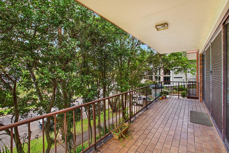 Photo - 4/38 Dry Dock Road, Tweed Heads South NSW 2486 - Image 5