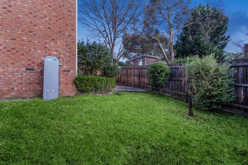 Photo - 4/38 Livingstone Close, Burwood VIC 3125 - Image 12