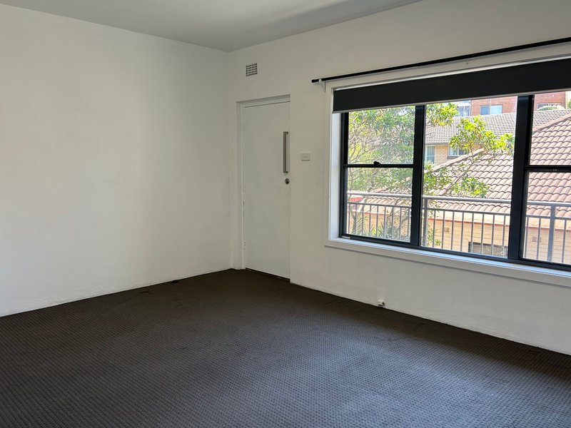 Photo - 4/38 Pleasant Ave , North Wollongong NSW 2500 - Image 2