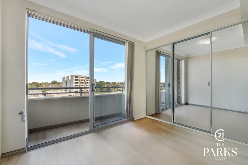 Photo - 438/17 The Crescent, Fairfield NSW 2165 - Image 5