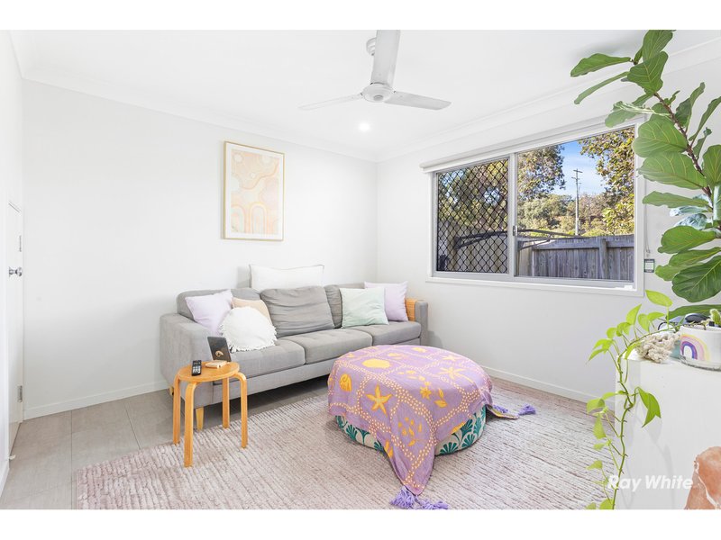 Photo - 4/39 Cedar Avenue, Taranganba QLD 4703 - Image 6