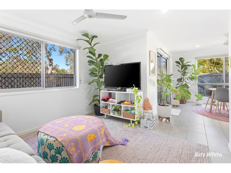 Photo - 4/39 Cedar Avenue, Taranganba QLD 4703 - Image 7