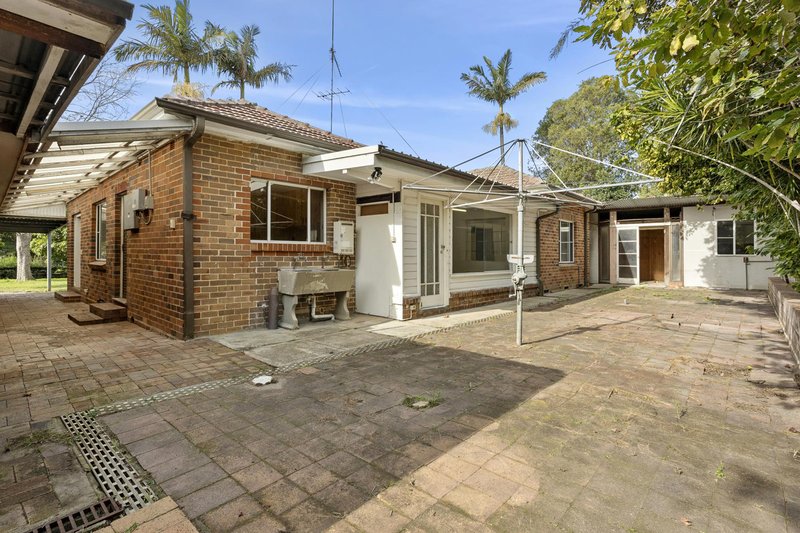 Photo - 439 Condamine Street, Allambie Heights NSW 2100 - Image 13