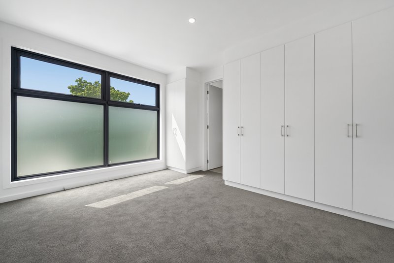 Photo - 4/39 Lees Street, Mckinnon VIC 3204 - Image 4