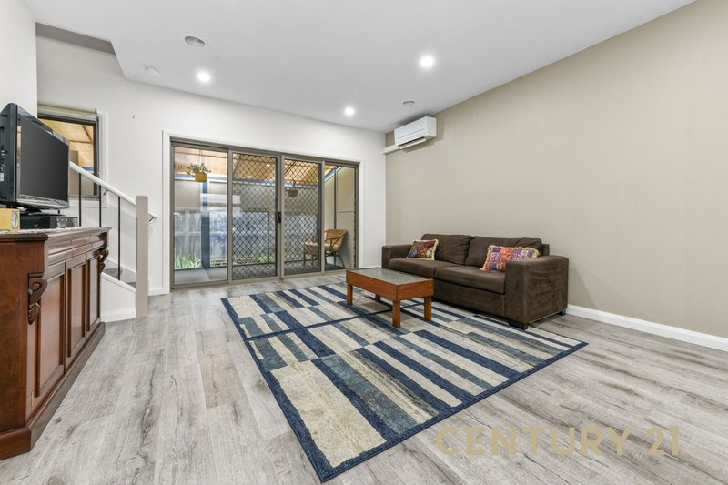Photo - 4/39 Noble Street, Noble Park VIC 3174 - Image 3